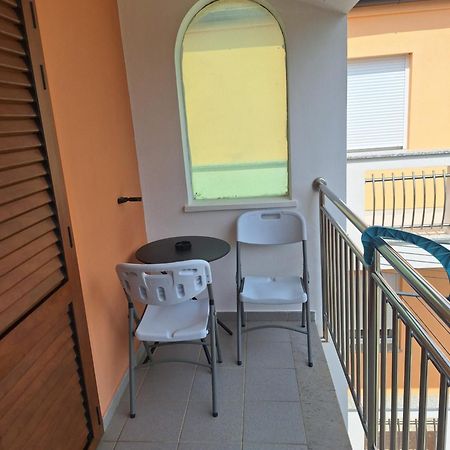 Apartmani Vesna Starigrad Paklenica Luaran gambar