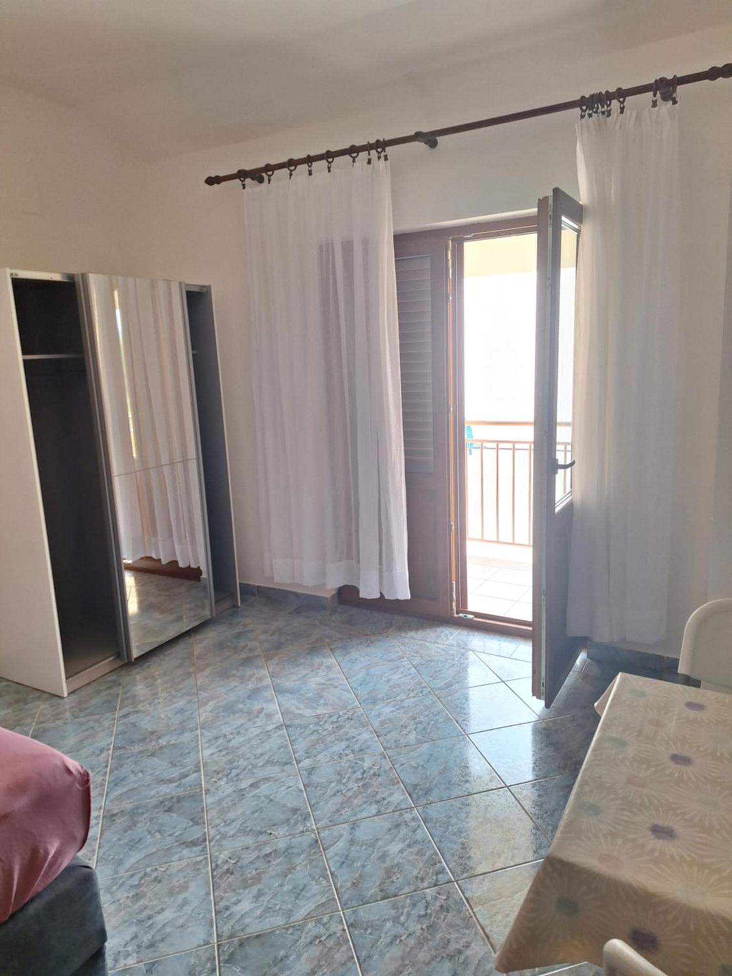 Apartmani Vesna Starigrad Paklenica Luaran gambar