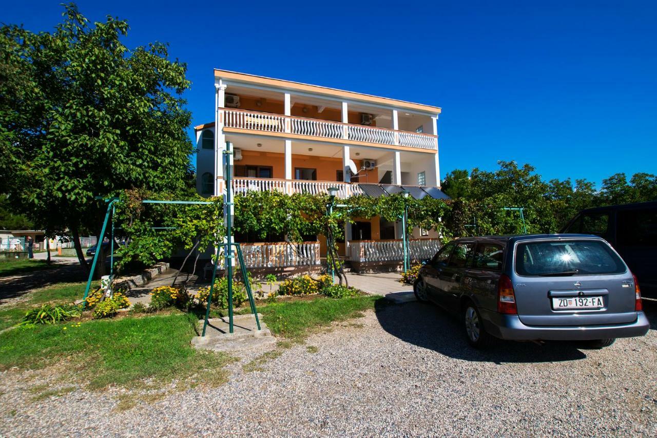 Apartmani Vesna Starigrad Paklenica Luaran gambar