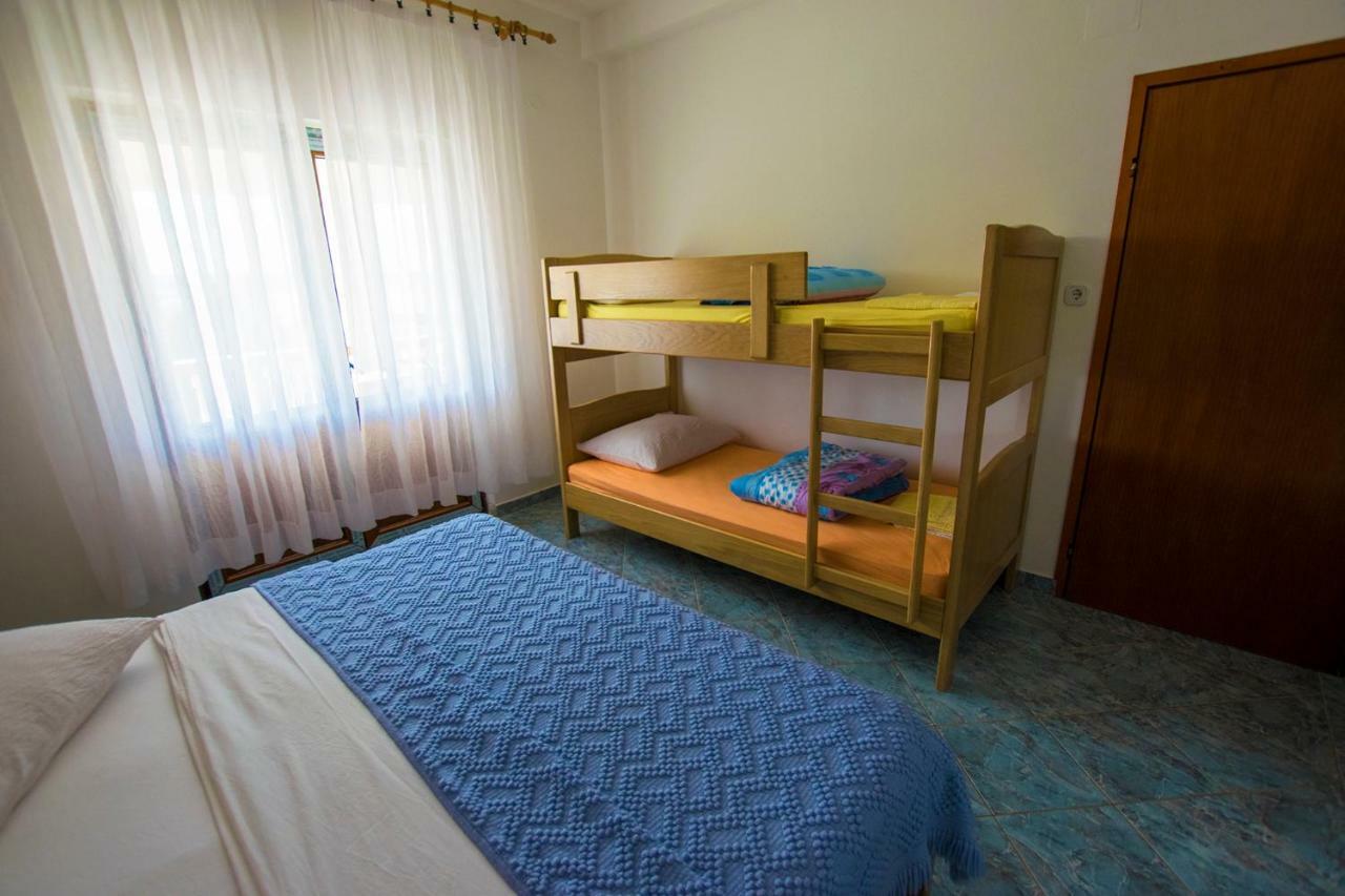Apartmani Vesna Starigrad Paklenica Luaran gambar