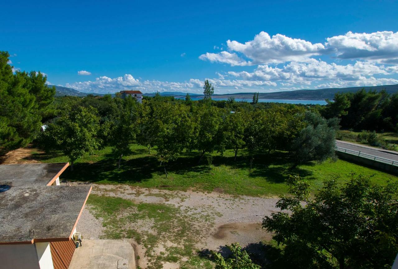Apartmani Vesna Starigrad Paklenica Luaran gambar